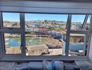 Photo 1- click for photo gallery